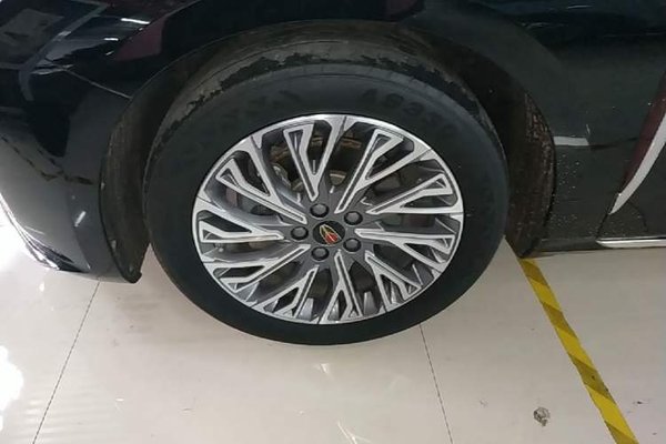 Hongqi H5 2023, 70300 км, за 14013 USD - фото 16