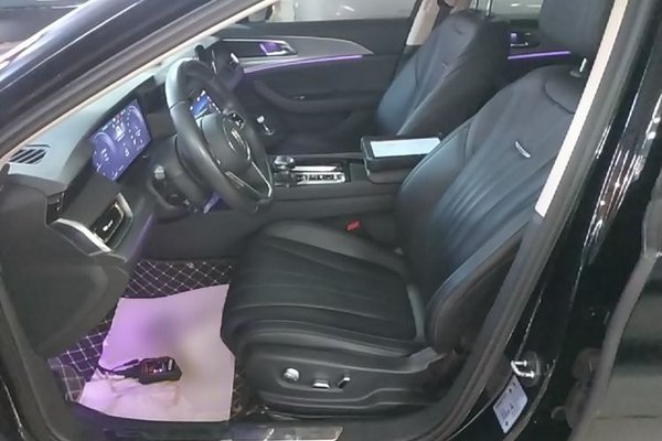 Hongqi H5 2023, 70300 км, за 14013 USD