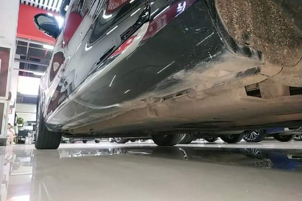 Hongqi H5 2023, 70300 км, за 14013 USD - фото 31
