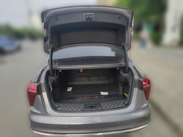 Hongqi H5 2023, 9500 км, за 15396 USD - фото 20