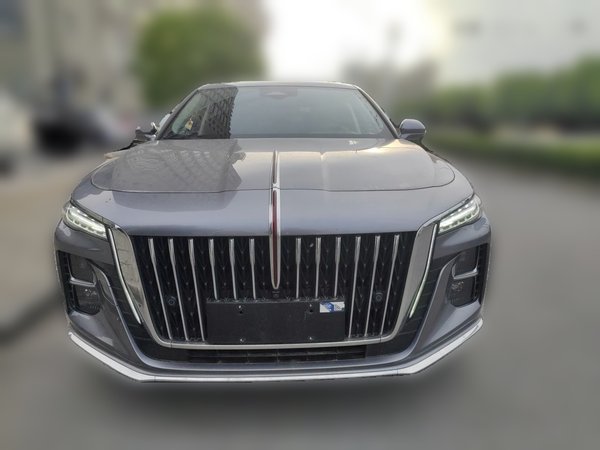 Hongqi H5 2023, 9500 км, за 15396 USD