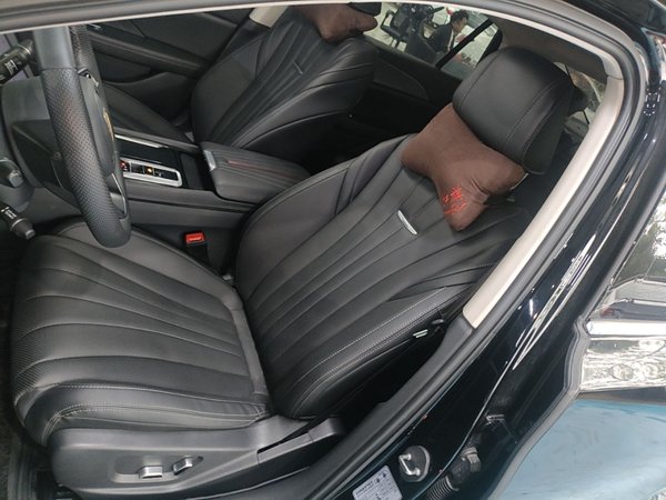 Hongqi H5 2024, 35400 км, за 14809 USD - фото 18