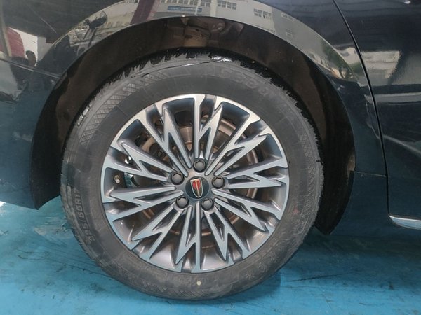 Hongqi H5 2024, 35400 км, за 14809 USD - фото 10
