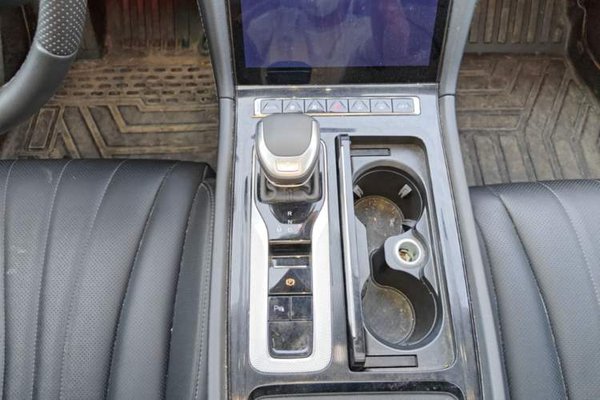 Hongqi H5 2024, 53200 км, за 14639 USD - фото 17