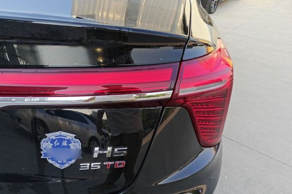 Hongqi H5 2024, 53200 км, за 14639 USD - фото 7