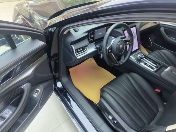 Hongqi H5 2024, 77200 км, за 13597 USD - фото 19