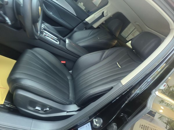 Hongqi H5 2024, 77200 км, за 13597 USD - фото 18