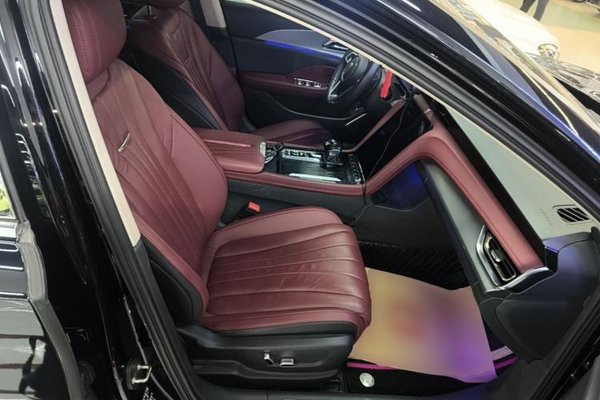 Hongqi H5 2024, 31500 км, за 15334 USD - фото 23