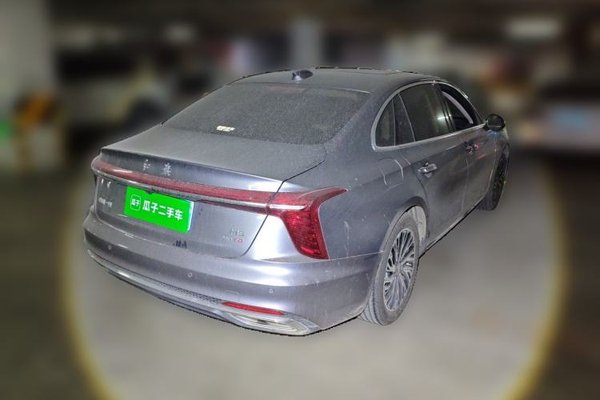 Hongqi H5 2024, 10600 км, за 16654 USD - фото 12