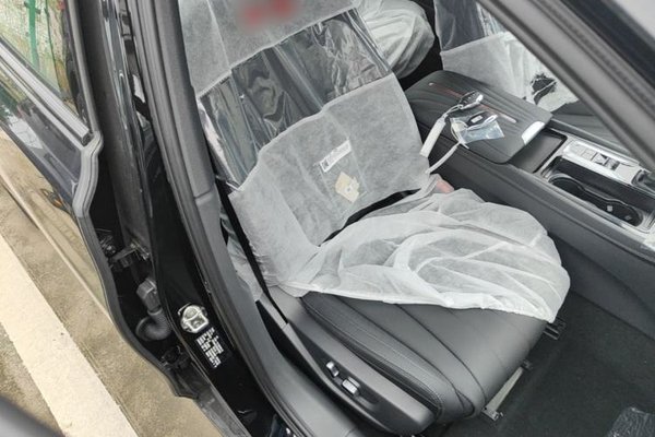 Hongqi H5 2025, 100 км, за 17639 USD - фото 19