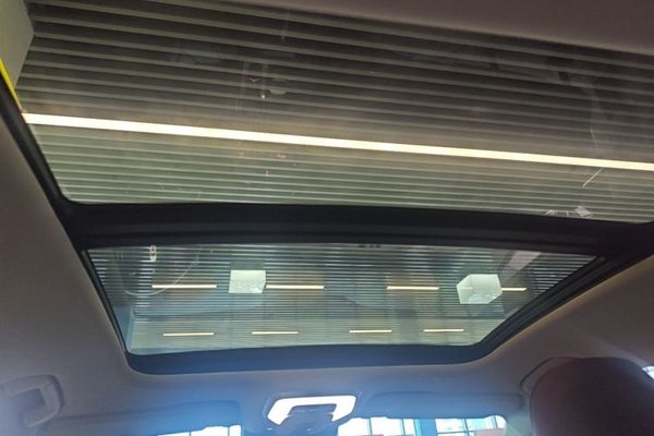Hongqi H5 2025, 18200 км, за 16257 USD - фото 21