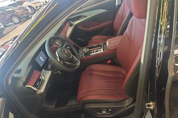 Hongqi H5 2025, 18200 км, за 16257 USD - фото 18