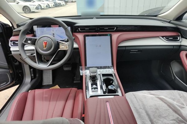 Hongqi H5 2025, 100 км, за 19279 USD - фото 10