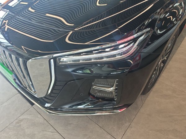 Hongqi H5 2025, 14800 км, за 19045 USD - фото 9