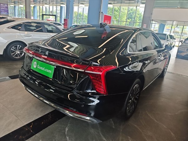 Hongqi H5 2025, 14800 км, за 19045 USD - фото 6