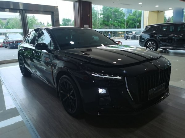 Hongqi H5 2025, 21500 км, за 17291 USD