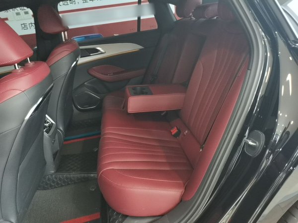 Hongqi H5 2025, 21500 км, за 17291 USD - фото 20