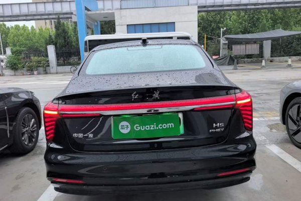 Hongqi H5 PHEV 2025, 1300 км, за 19404 USD