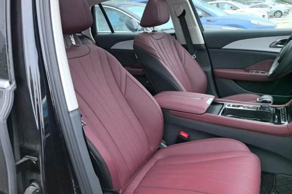 Hongqi H5 PHEV 2025, 1300 км, за 19404 USD - фото 23