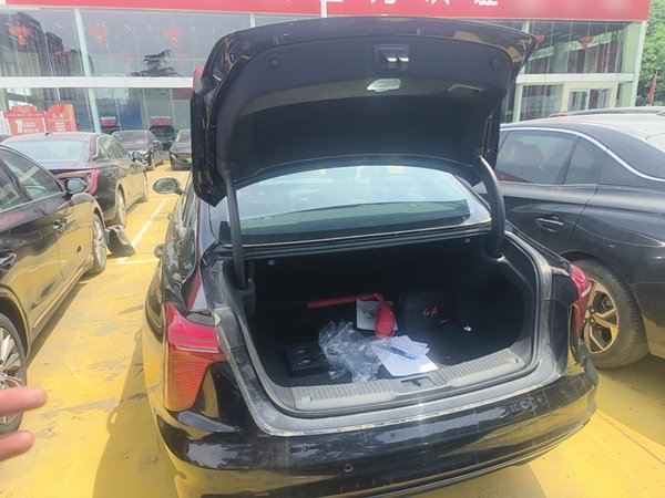 Hongqi H5 PHEV 2025, 4100 км, за 19620 USD - фото 22