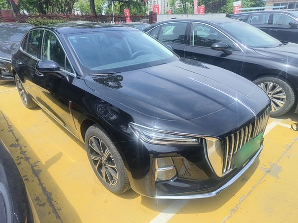 Hongqi H5 PHEV 2025, 4100 км, за 19620 USD