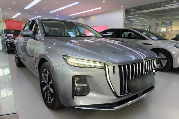 Hongqi H5 PHEV 2025, 12300 км, за 19737 USD