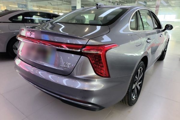 Hongqi H5 PHEV 2025, 12300 км, за 19737 USD - фото 6