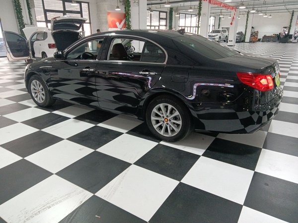 Hongqi H7 2015, 121800 км, за 6946 USD