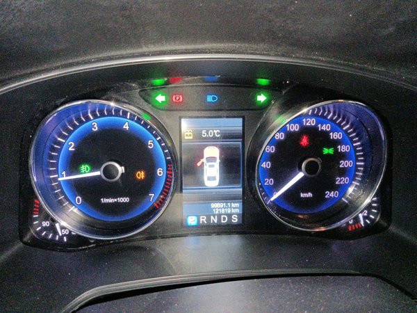 Hongqi H7 2015, 121800 км, за 6946 USD - фото 13