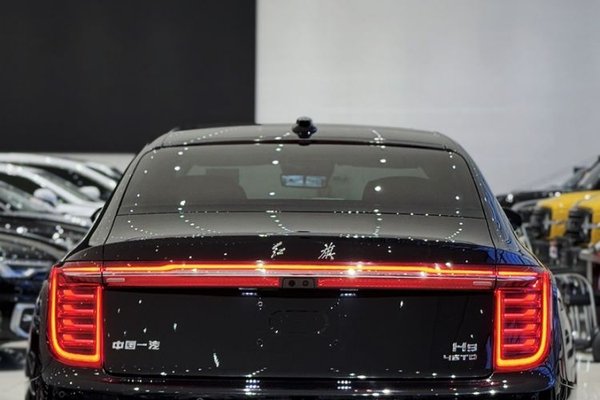 Hongqi H9 2020, 11800 км, за 27014 USD