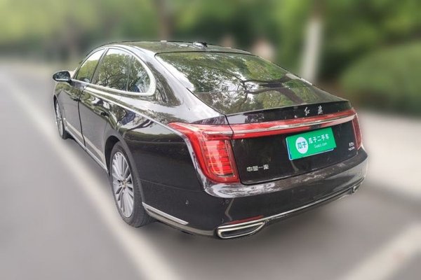 Hongqi H9 2020, 130000 км, за 17143 USD