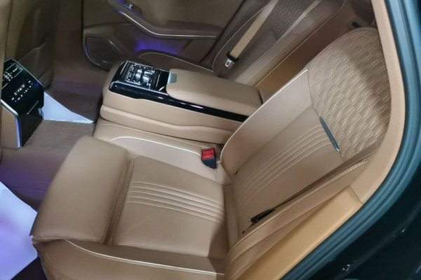 Hongqi H9 2022, 19200 км, за 29477 USD - фото 25