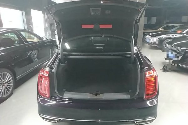 Hongqi H9 2022, 34300 км, за 25338 USD - фото 27