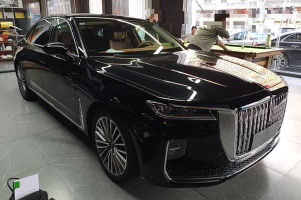 Hongqi H9 2023, 31200 км, за 27352 USD