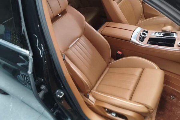 Hongqi H9 2023, 31200 км, за 27352 USD - фото 24