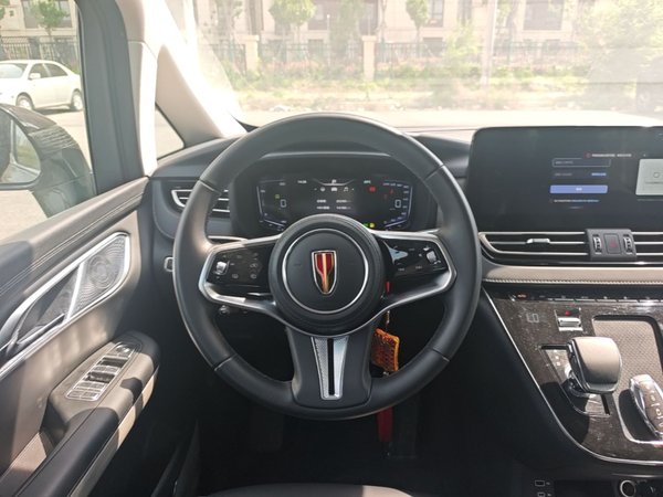Hongqi HQ9 PHEV 2024, 20299 км, за 33264 USD - фото 14