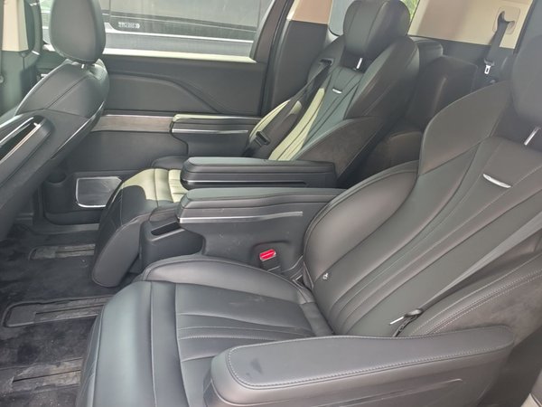 Hongqi HQ9 PHEV 2024, 20299 км, за 33264 USD - фото 20