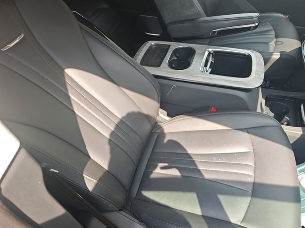 Hongqi HQ9 PHEV 2024, 20299 км, за 33264 USD - фото 23