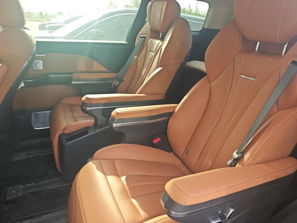 Hongqi HQ9 PHEV 2024, 22300 км, за 33633 USD - фото 20