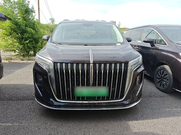 Hongqi HQ9 PHEV 2024, 22599 км, за 33264 USD
