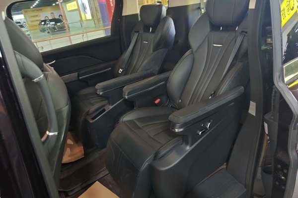 Hongqi HQ9 PHEV 2024, 24100 км, за 32620 USD - фото 20