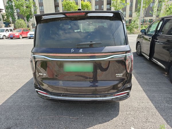 Hongqi HQ9 PHEV 2024, 31000 км, за 32299 USD