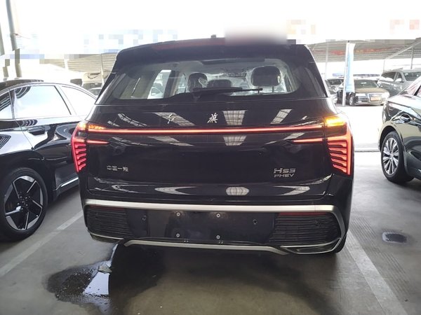 Hongqi HS3 PHEV 2025, 100 км, за 17871 USD