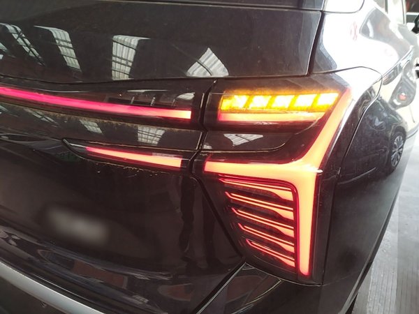 Hongqi HS3 PHEV 2025, 100 км, за 17871 USD - фото 7