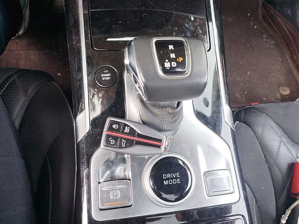 Hongqi HS5 2019, 32900 км, за 13536 USD - фото 17