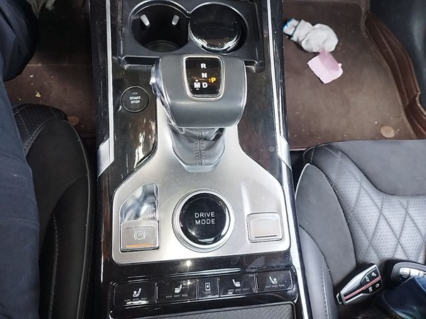 Hongqi HS5 2019, 35100 км, за 13492 USD - фото 17