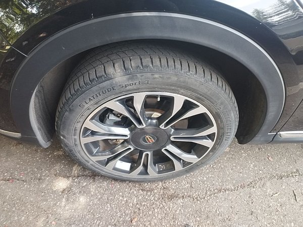 Hongqi HS5 2019, 35100 км, за 13492 USD - фото 8