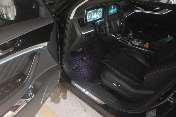 Hongqi HS5 2019, 54000 км, за 12814 USD - фото 19