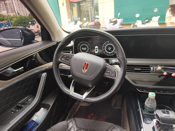 Hongqi HS5 2019, 72200 км, за 10331 USD - фото 7