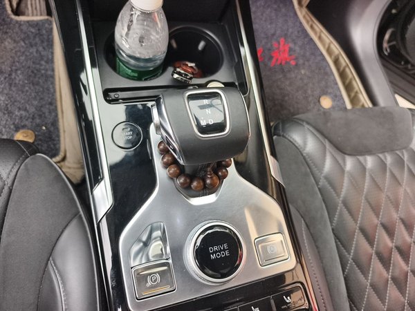 Hongqi HS5 2019, 72200 км, за 10331 USD - фото 11